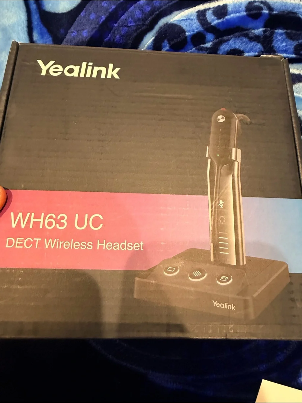 Link WH63 UC DECT Wireless Headset - Black with Pink Accent Box